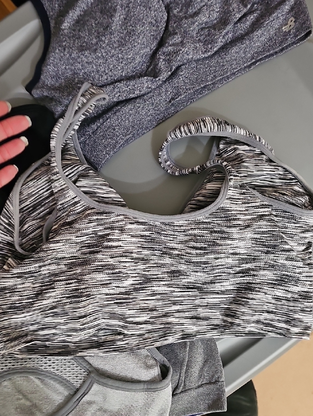 7 Work Out Crop Tops Nike,under Armour,everlast,avia,champion - Picture 9 of 13